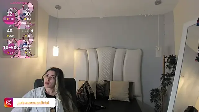 MiaVillalobos — Squirt show