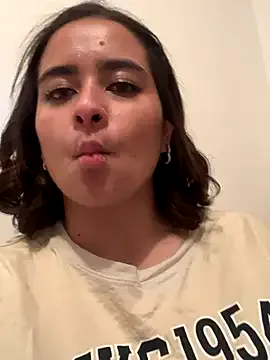 miawallace00 — Show boobs 