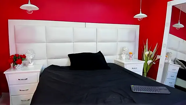 Michelle_Lewis_ — suck dildo
