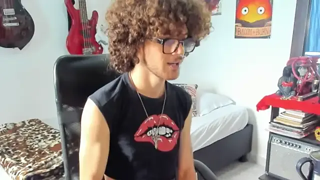 MikaelRizzzo — Off shirt and pants!