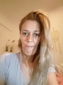 Mila_Luciphya — Twerk cul nue