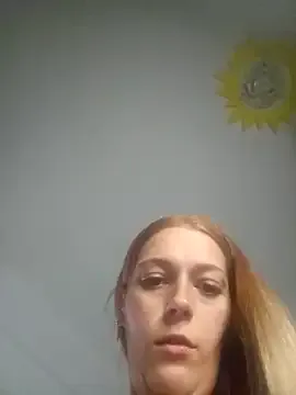 Mila_Luciphya — Fais mouillera salope que je suis