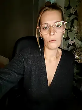 Mila_Luciphya — Strip naked