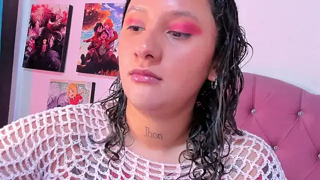 Mila_nixon02 — saliva tits
