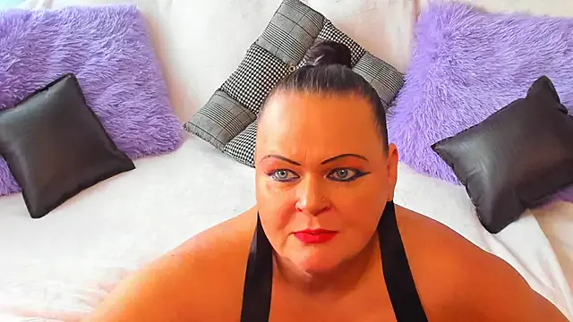 MilanaBiegert — hot or wettttt my pussy