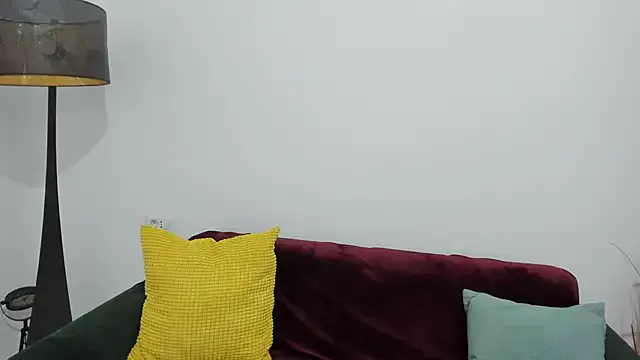 Millanna23 — toy control 5 min
