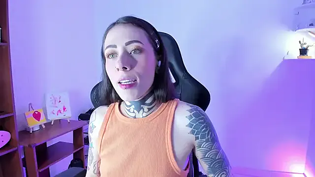 millyInk — Nude, Close-up Pussy & Squirt 