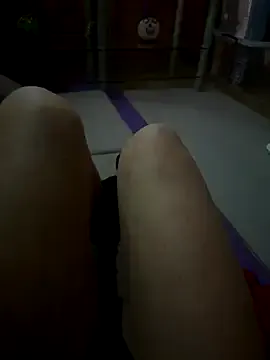 MimiMaee — Get my boobs out 