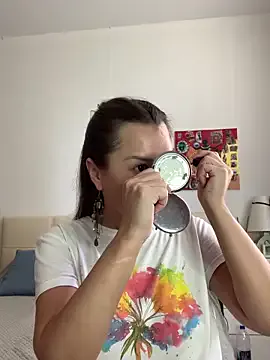 MiraMiss — sexy naked dance