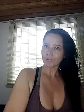 Miranda018 — Freechat on StripChat