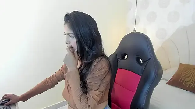 MIRANDA_PALVIN — whip my tits for 10 mn