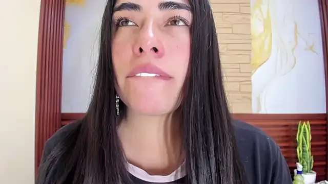 mis_sexy — Ice in the tits