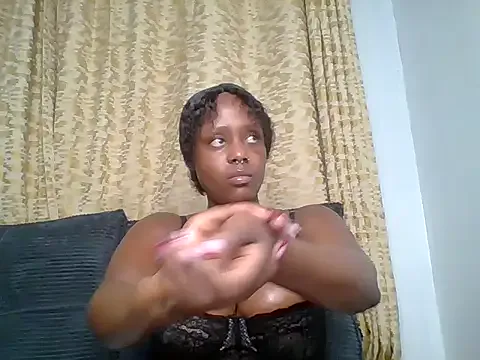 Miss_Amani — double penetration