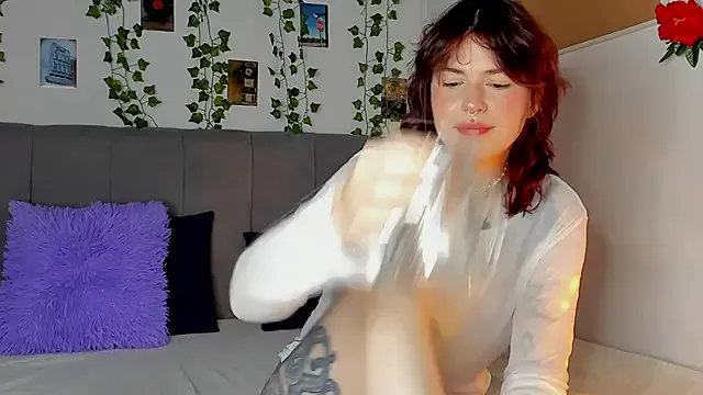 miss_Lizzy — to kiss my lips