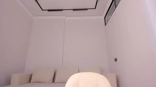 miss_shine — Get naked