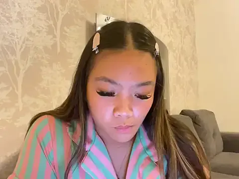 MissCherryyxox — GET MY BOOBS OUT 