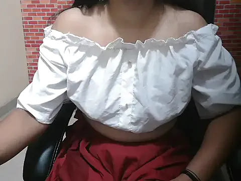 misskomal2 — need to buy som n cloths