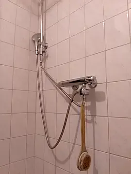 Mistersexy73 — Show ass closely