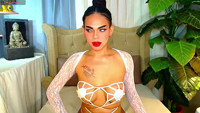 MochaliciousTransOnTop — YOUR MISTRESS IS ON FIRE