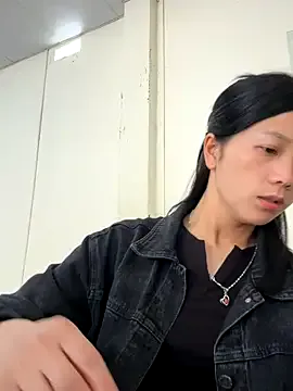 Moii221 — c2c call workplace nipple play