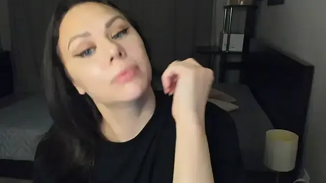 MollyCheiz — Lush control in doggy/naked