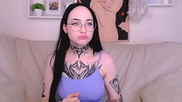 MollyKissy — SPANK ME