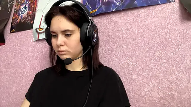 MollyPartey — air kiss
