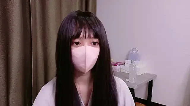 MoMo-chi — Freechat on StripChat