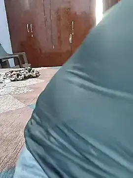 Monica_5080 — Ass show