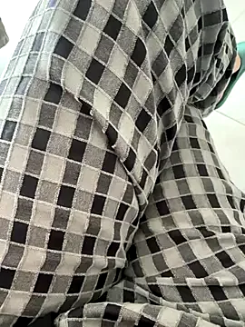 Mores1_Squirt — Please stimulate my pussy cum