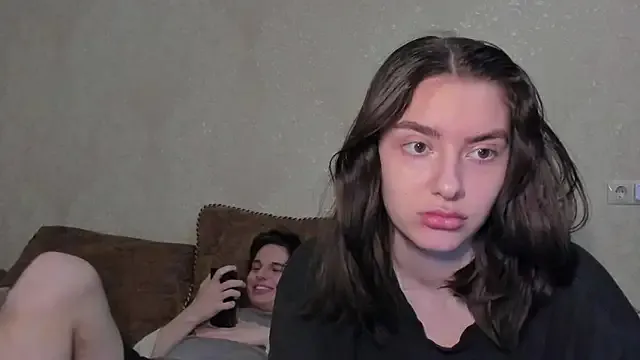 muuur_fam — show pussy