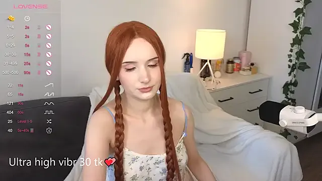 My_Bella — show tits