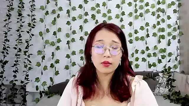 Myamyali — put on a harness