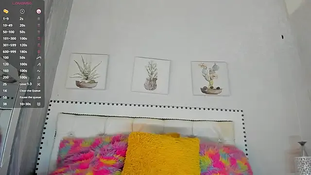 nahomi_lil — Fuck my pussy + squirt