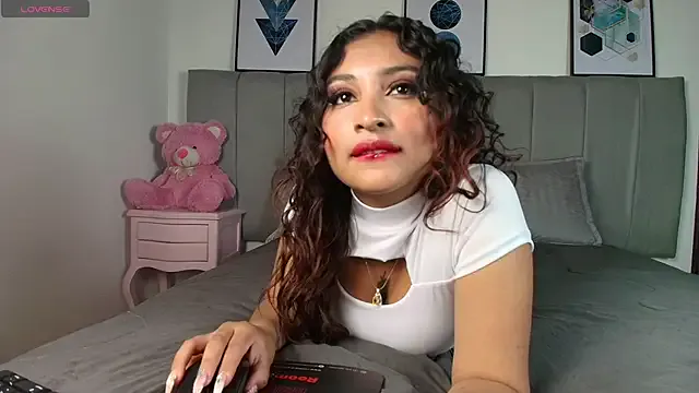 Naiaa_Cruz — Mount Dildo