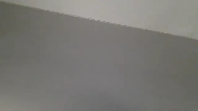 Namiss83 — je me met un plug dans le cul
