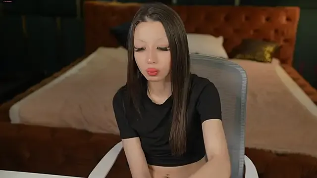 Naomi_054 — show boobs