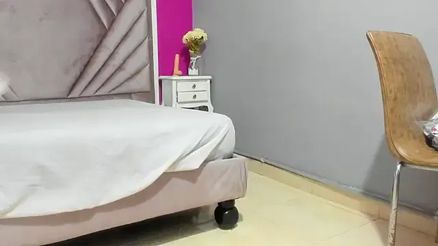 natasha_bigbooty — spit  boobs