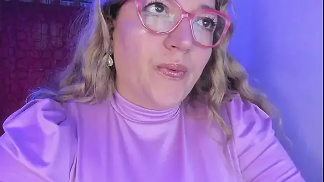 Naty_Mature_ — see my boobs naked?
