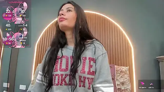 NayeCloud — striptease  