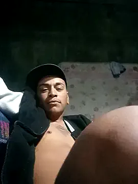 NegroArg_22 — Masturbar y acabar