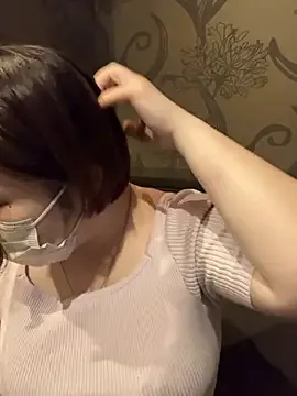 neru_neru_oO — A hidden camera shot of h