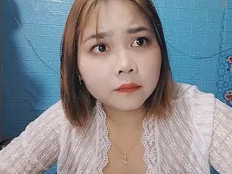 Nhan7868 — play with my pussy to make it cum