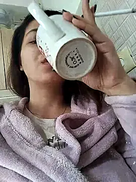 NicoleHayle —  tits play 