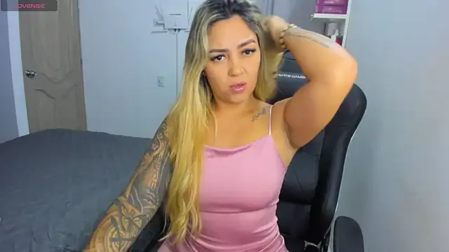 NicolPorto — We started to undress me?