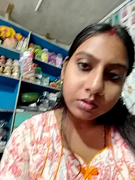 Nikigolden786 — Change dress 