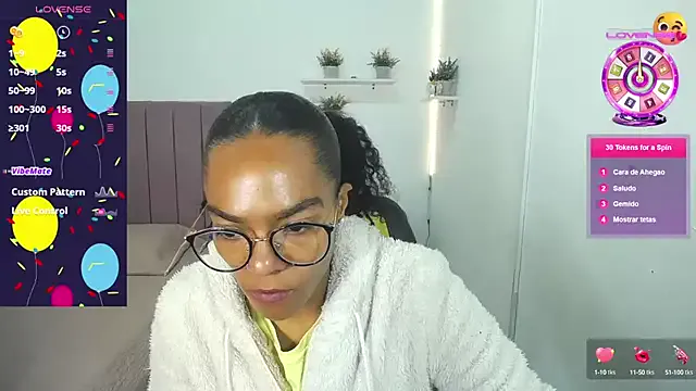 Nina_lovee_ — footjob