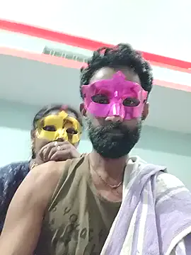 NIT-COUPLE — Fitst Day First' show