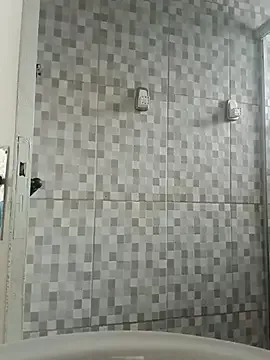 Nkettyrr — Gozar no banho / cum in the shower