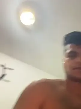 Noam7080z — Fuck girls